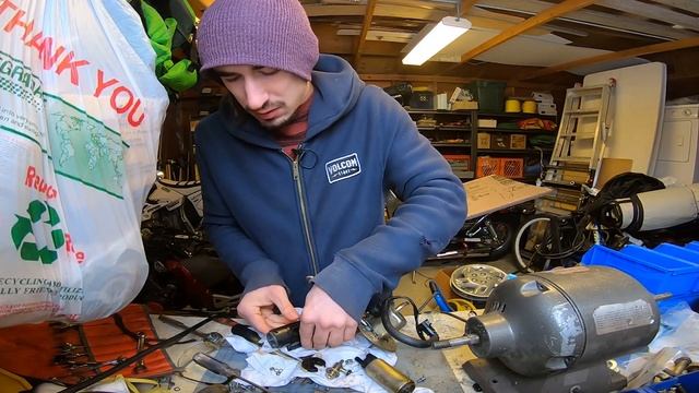 Motorcycle Fuel Pump Replacement (03 Kawasaki Z1000)