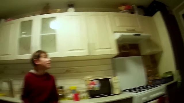 24часа у друга дома|Артем бесится😱 смотреть онлайн