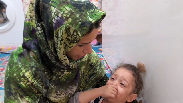 Children's hunger and neighbor's help смотреть онлайн