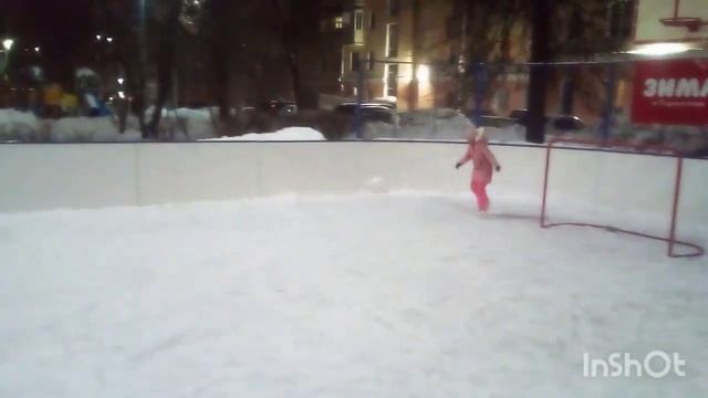 Зима в Подмосковье. Подольск. Я познакомился на катке с будущей олимпийской чемпионкой Машенькой. смотреть онлайн