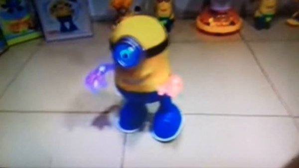 миньон 144p танцует 69 секунд   под барабарабара береберебере