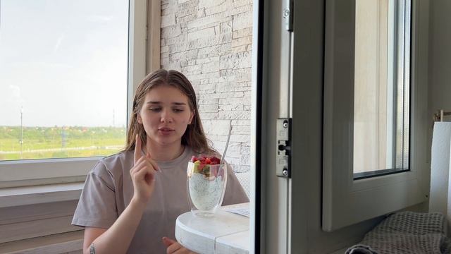 Влог: Бег на улице🏃🏻♀️, пп🥝🍓, мотивация на похудение🧘🏻♀️✨ | Неделя влогов, День 5! смотреть онлайн