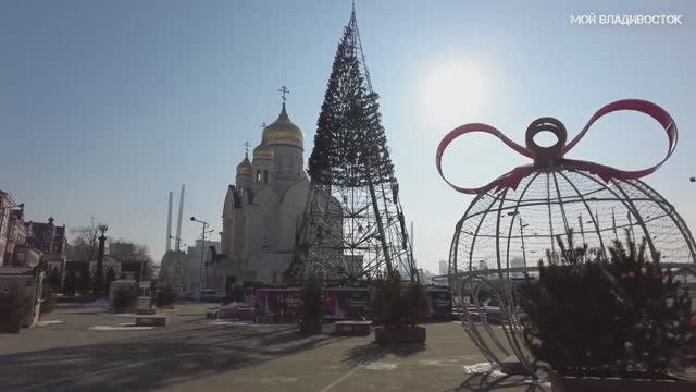 Владивосток разборка новогоднего городка (6 февраля 2023). смотреть онлайн