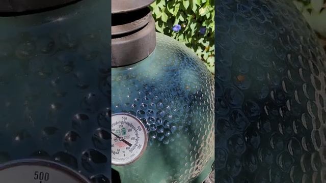 How to season a wok with the Big Green Egg Barbecue смотреть онлайн