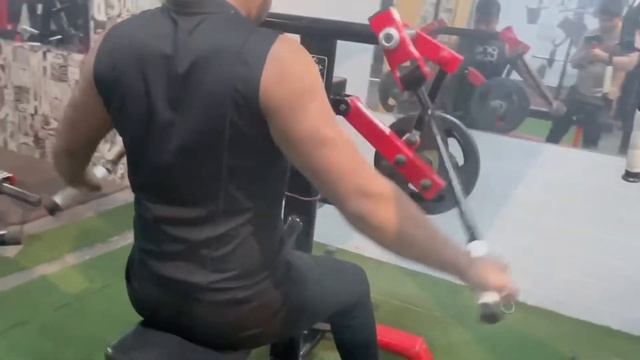 SHOULDER EXERCISE KRTE HUA MIRACLE YAKKEN NHI HUA смотреть онлайн