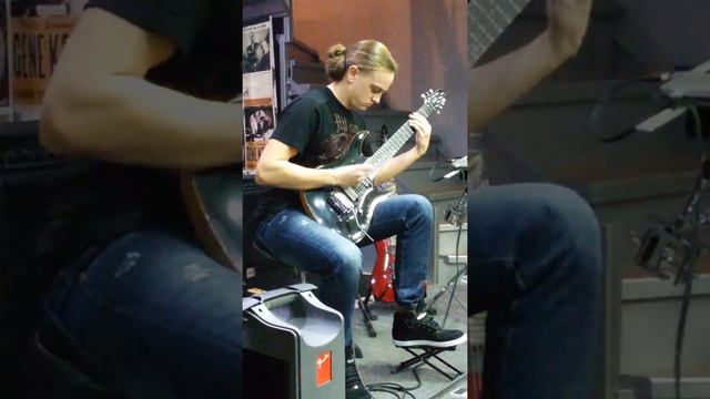 Gus Drax- Weight of The World live 24/1/2015 смотреть онлайн