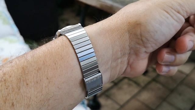Casio A171 WE on AQ-800 bracelet смотреть онлайн