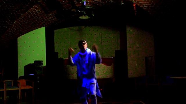 LEPRINCE EZEL - Guess Who's Back