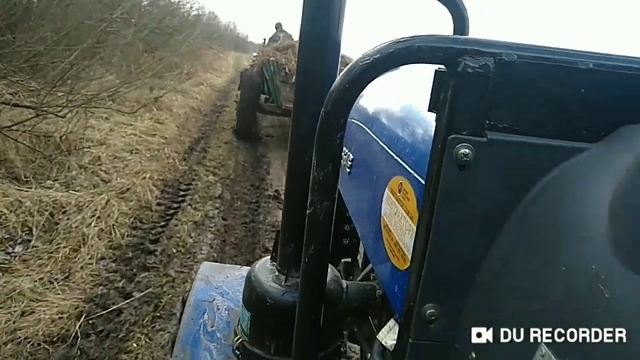 Вивозим мусор на смітник в два трактора,JINMA264E і DONFENG-244 смотреть онлайн