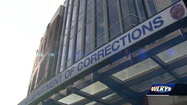 Louisville councilman aims to use funds to pay low level offenders' bonds at Metro Corrections смотреть онлайн