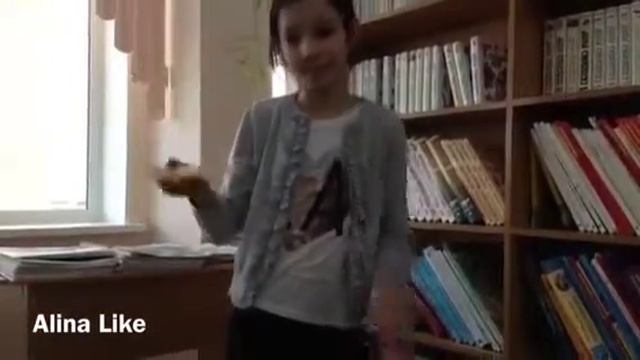 Клип в библиотеки))) смотреть онлайн
