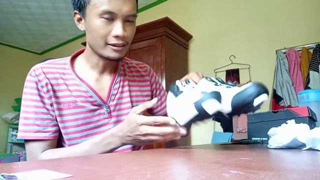 [REVIEW] SEPATU ROADBIKE AVELIO PUTIH DAN SETELAH PEMAKAIAN 1TAHUN LEBIH смотреть онлайн