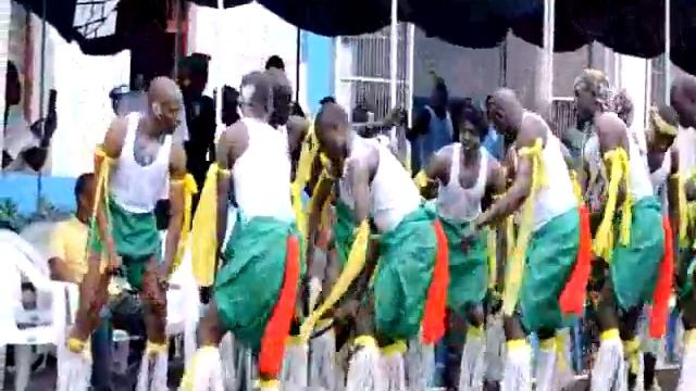 Как танцуют жители Сенегала