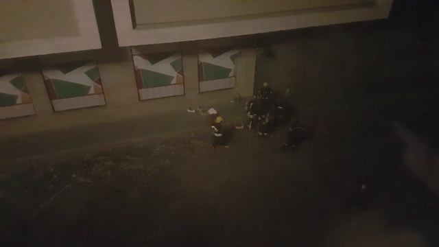 Пожар в ТЦ смотреть онлайн