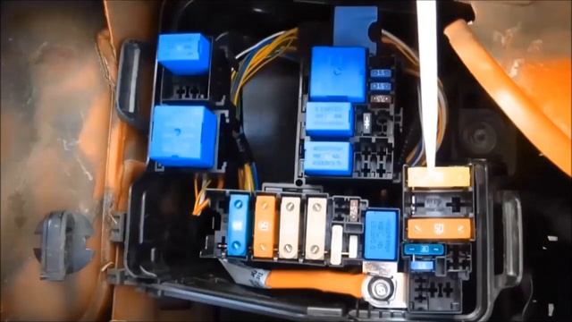 LADA XRAY Блок предохранителей и реле моторного отсека смотреть онлайн