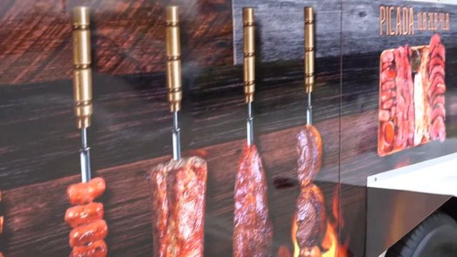 Gaby Quintero en uno de nuestros Food Truck El Toro Loco Churrascaria The Best Steakhouse In Miami! смотреть онлайн