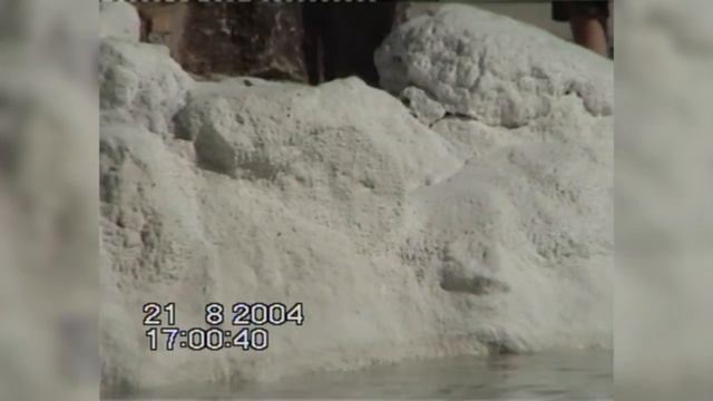 Писающий дедушка ловко отшивает мошенников смотреть онлайн