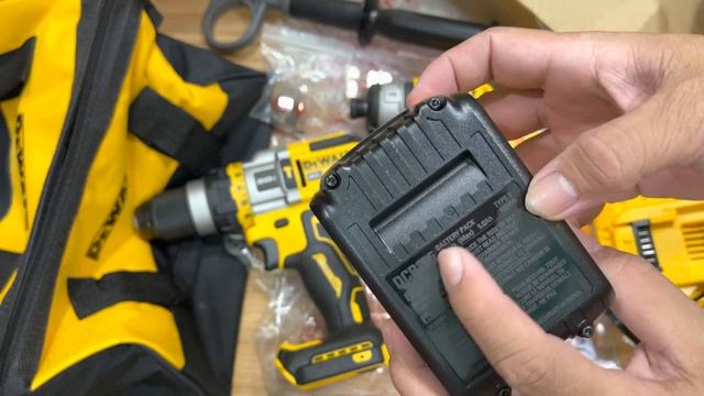 Dewalt DCK 2100p2 Sx 2021  | Máy Khoan Pin DewaltDCD999 | Máy Vit Dewalt DCF887 | 2 Pin 5Ah 20v