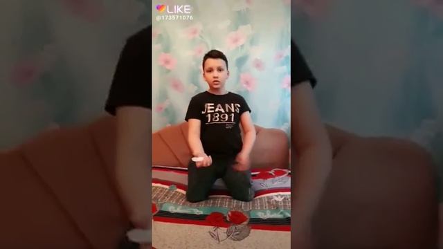 2019 Мои лутшие друзья. это мои сигареты смотреть онлайн