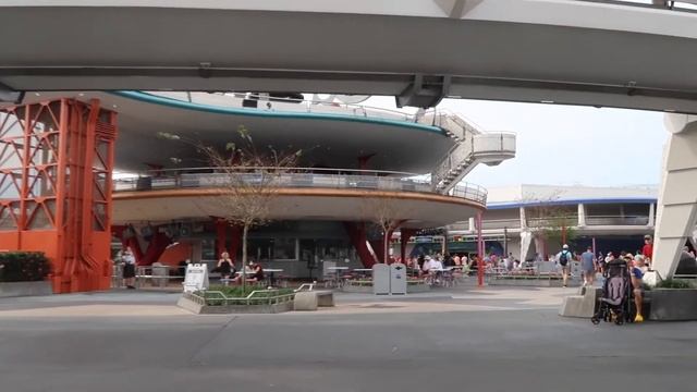 WALT DISNEY WORLD VLOG! Day 5 & 6 | DHS, Epcot | Garden Grill | MK | Grand Floridian Cafe & Ohana смотреть онлайн