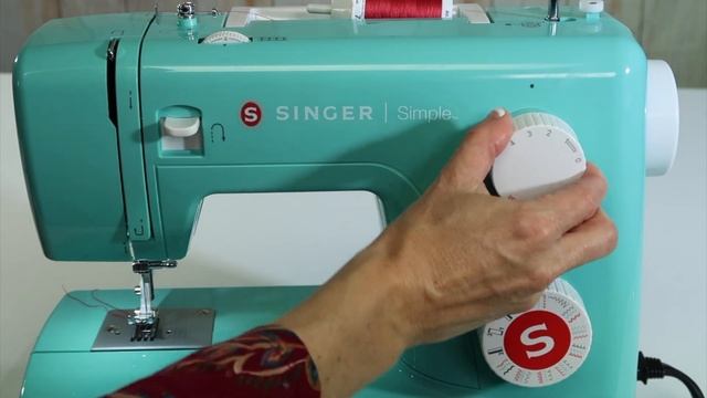 Singer Simple 3223 4 Machine Overview смотреть онлайн