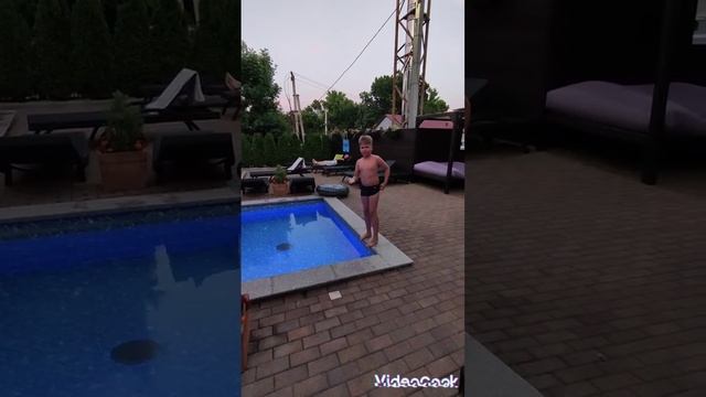 24 часа в холодной воде в 9:00 ночи смотреть онлайн