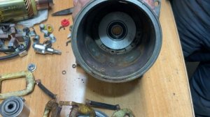 Ремонт и обслуживание автомобильной лебедки .