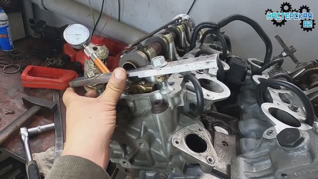 Ford Explorer 2  SOHC 4.0 –замена цепей ГРМ. ( натяжители цепей грм перепутаны местами).