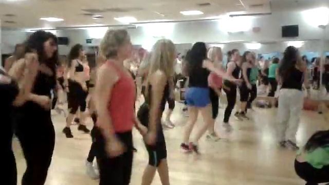 zumba with natasha - frenemy смотреть онлайн