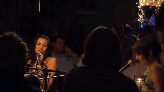 Danielle Peck & Lari White, I Like The Way You Do That смотреть онлайн