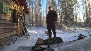 ОХОТА НА КУНИЦУ КАПКАНАМИ _ ТРИ КУНИЦЫ _ ПРОМЫСЕЛ В ТАЙГЕ _ ИЗБА _ БЫТ