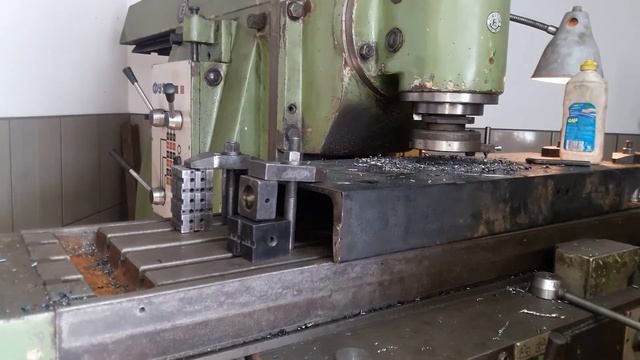 Фрезерні будні смотреть онлайн