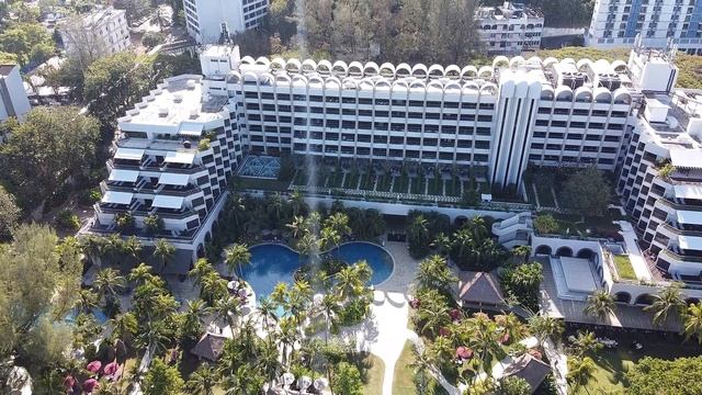 Обед у бассейна PARKROYAL Penang 5*/ Дорога домой в 24 часа #parkroyalpenang #penang #malaysia смотреть онлайн