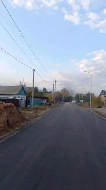 Свежий асфальт на Коммунистической улице 27-ого Сентября смотреть онлайн