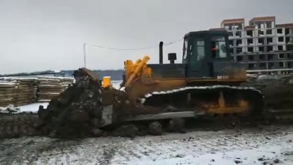 Бульдозер Shantui SD16L