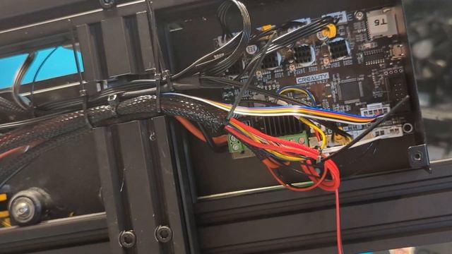 Creality Ender 3 Pro V1- Upgraded for CR Touch with V4.2.7 motherboard смотреть онлайн