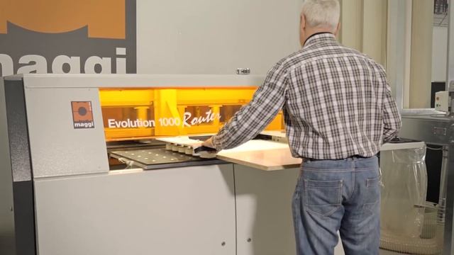 Maggi Evolution tutorial cabinet door (ENG) смотреть онлайн