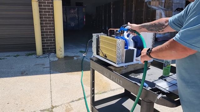 How to disassemble and clean a Perfect Aire 5 or 6PAC10 and12,000 window air conditioner смотреть онлайн