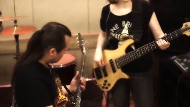 Serge Ozeryan and Tanya Kruchenytska - What a Moonlit Night смотреть онлайн