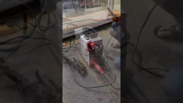 Short Demo - Full Welding - Mailtank MMA-400 DC Inverter Welding Machine with Carrying Case смотреть онлайн