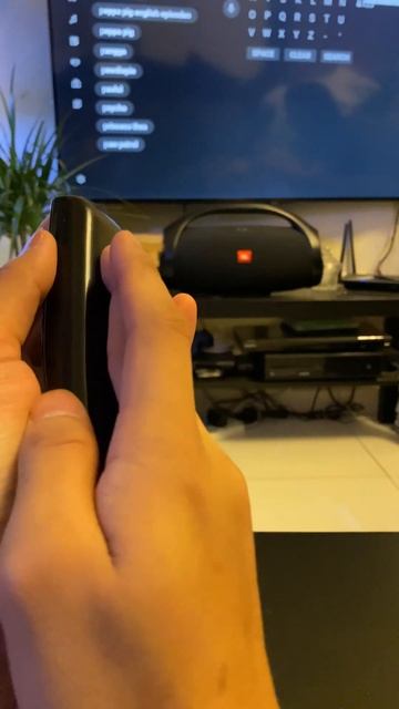 How to remove Samsung Remote back case смотреть онлайн