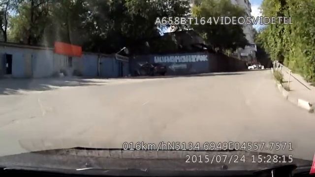 Копия видео Дерзкий поцик на приоре. смотреть онлайн