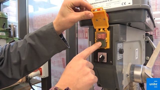 Wood workshop | Floor Standing Pillar Drill смотреть онлайн