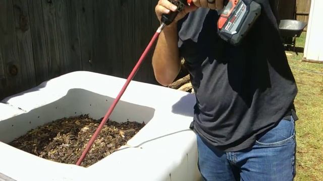 Easiest way to turn your compost! смотреть онлайн