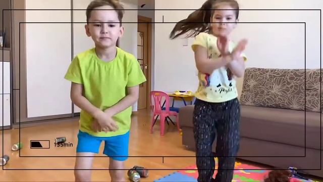 ЧЕЛЛЕНДЖ кто БЫСТРЕЕ. Видео для детей смотреть онлайн