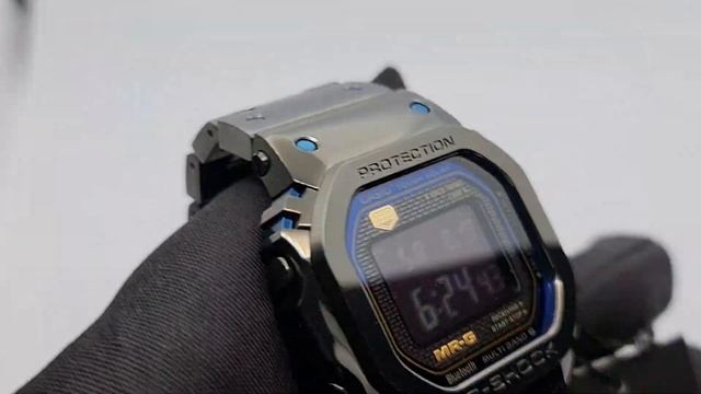Casio G-Shock MRG-B5000 Series Tough Solar Titanium MRG-B5000BA-1JR