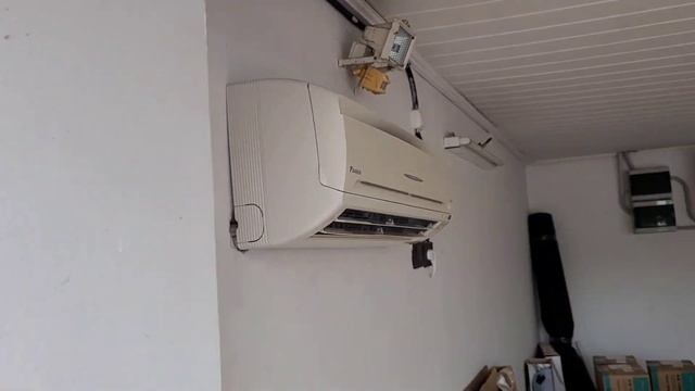 Szakszerűen leszerelt Daikin Siesta - ATXS35DAVMB/ARX35E2V1B garázsban telepítve - KlímaNekem - A/C смотреть онлайн