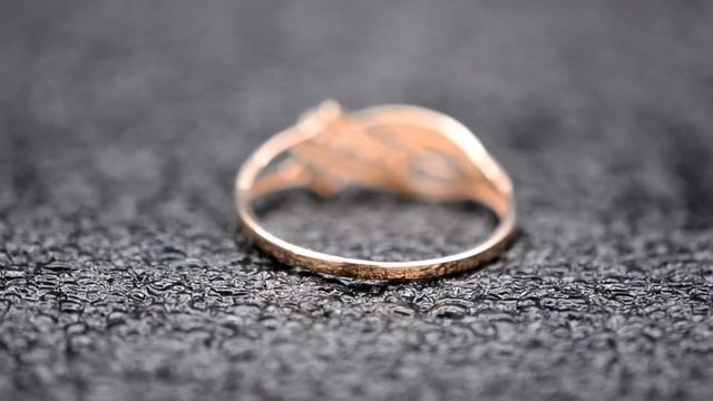 Кольцо (0,9 г, Золото, 585, вставка 0,05 г) арт. АР008655 код 172155 смотреть онлайн