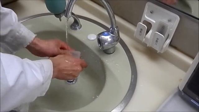 手指消毒用　アルコールディスペンサー смотреть онлайн