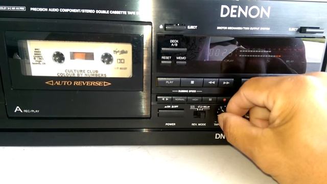 Denon DN-770R Professional Dual Cassette Player смотреть онлайн